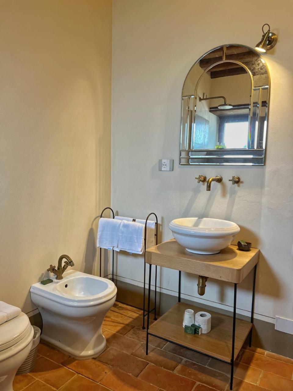 Double Room,1690991206:JPEG